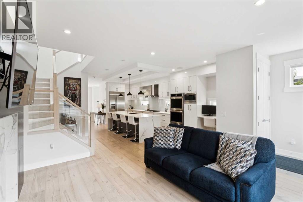 2629 32 Street Property Photo 13