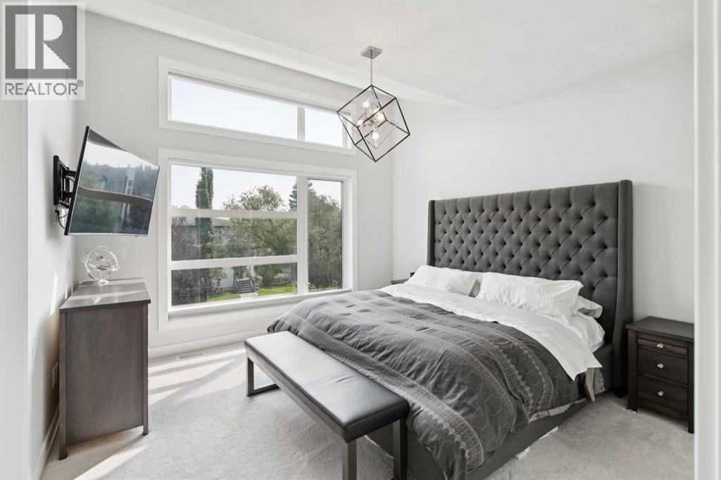 2629 32 Street Property Photo 17