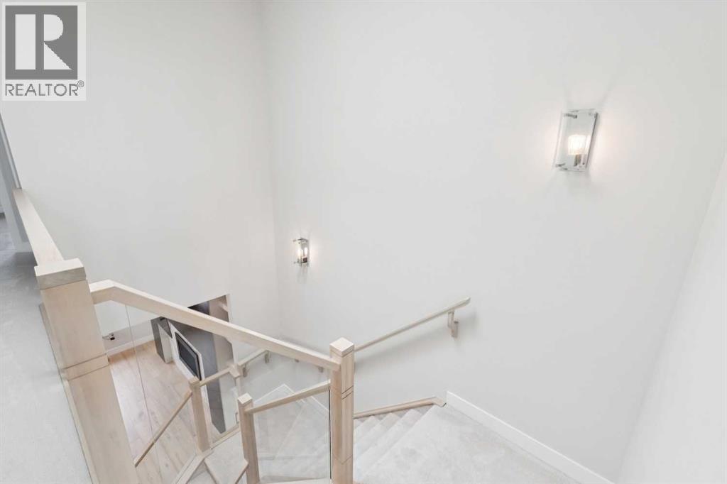 2629 32 Street Property Photo 28