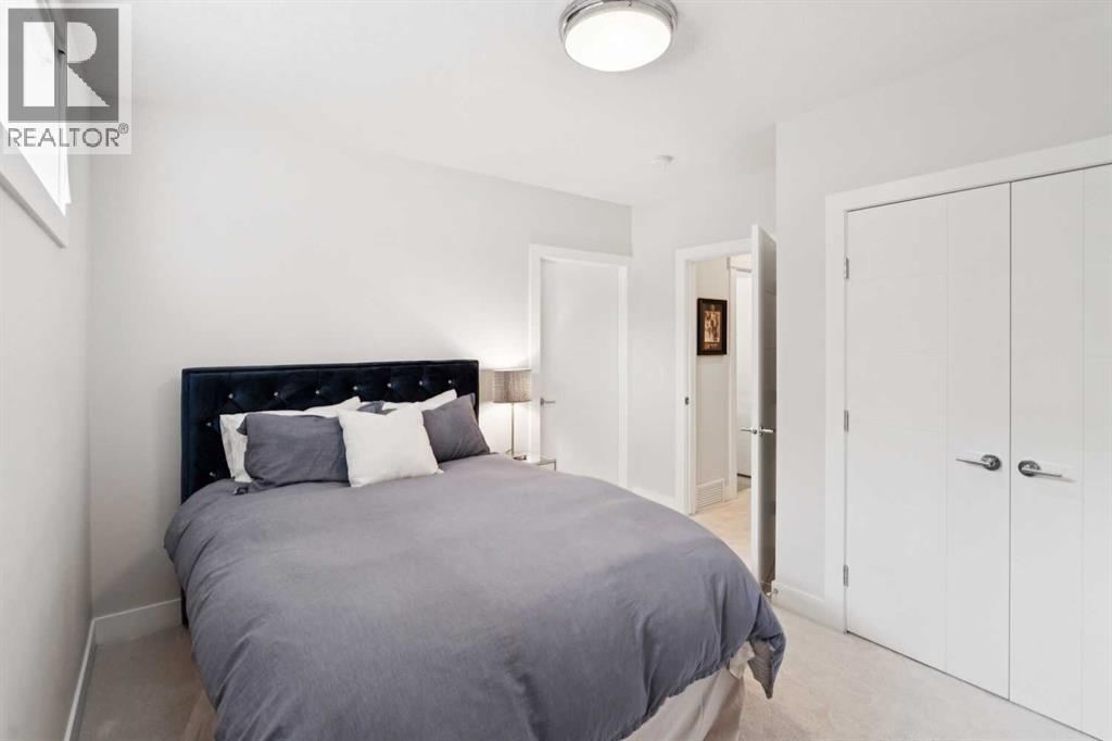 2629 32 Street Property Photo 37