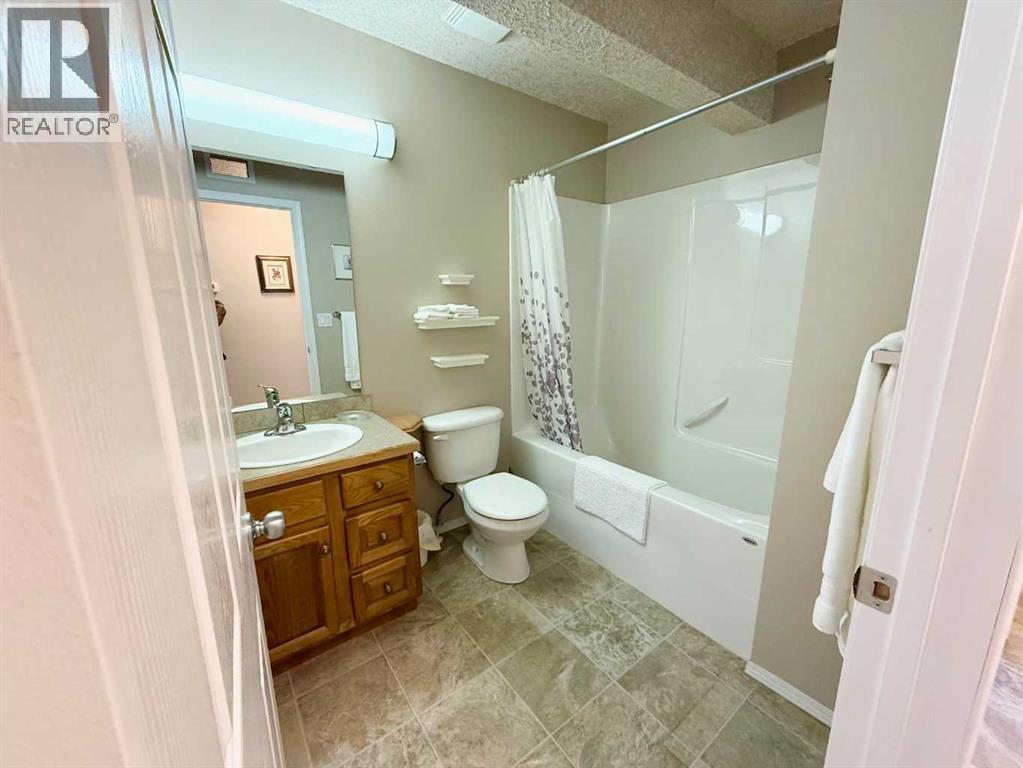 4816 50 Avenue Property Photo 11