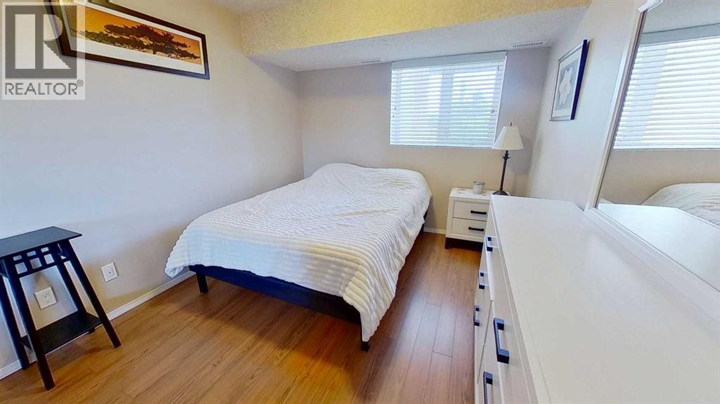 4816 50 Avenue Property Photo 12