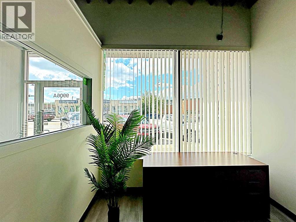 9906 Franklin Avenue Property Photo 7