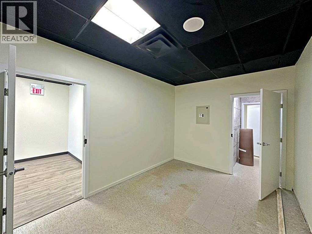 9906 Franklin Avenue Property Photo 21
