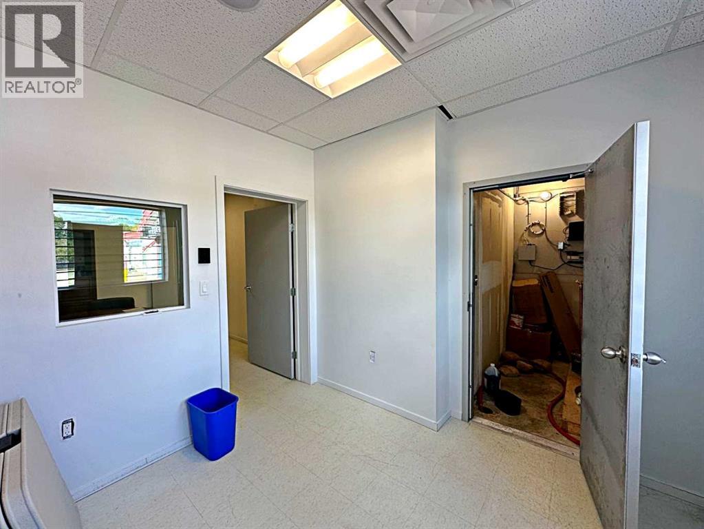 9906 Franklin Avenue Property Photo 29