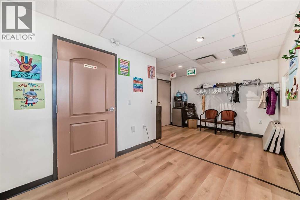 1829 54 Street Se Property Photo 27