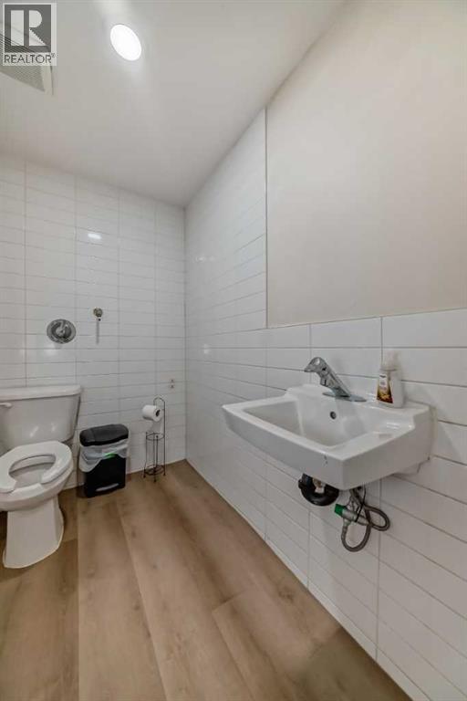 1829 54 Street Se Property Photo 35