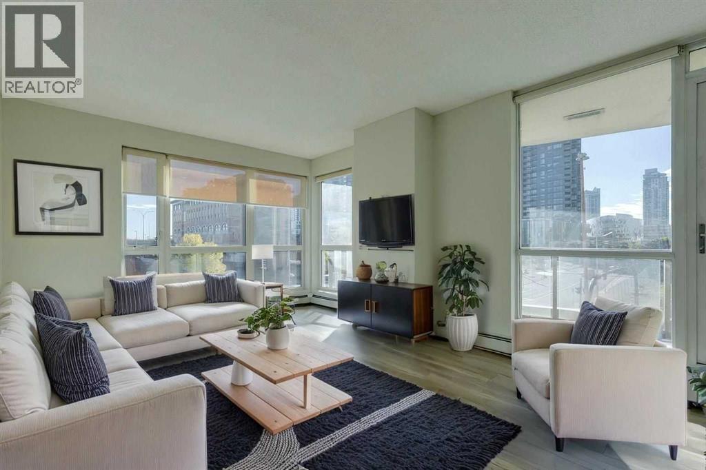 325 3 Street Property Photo 1