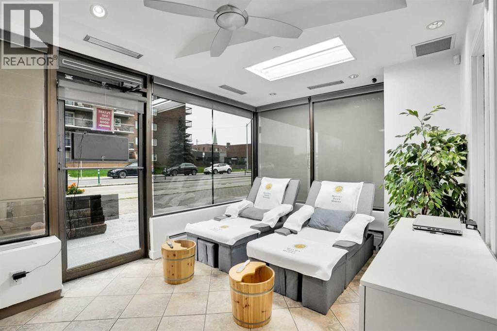 1330 12 Avenue Sw Property Photo 8