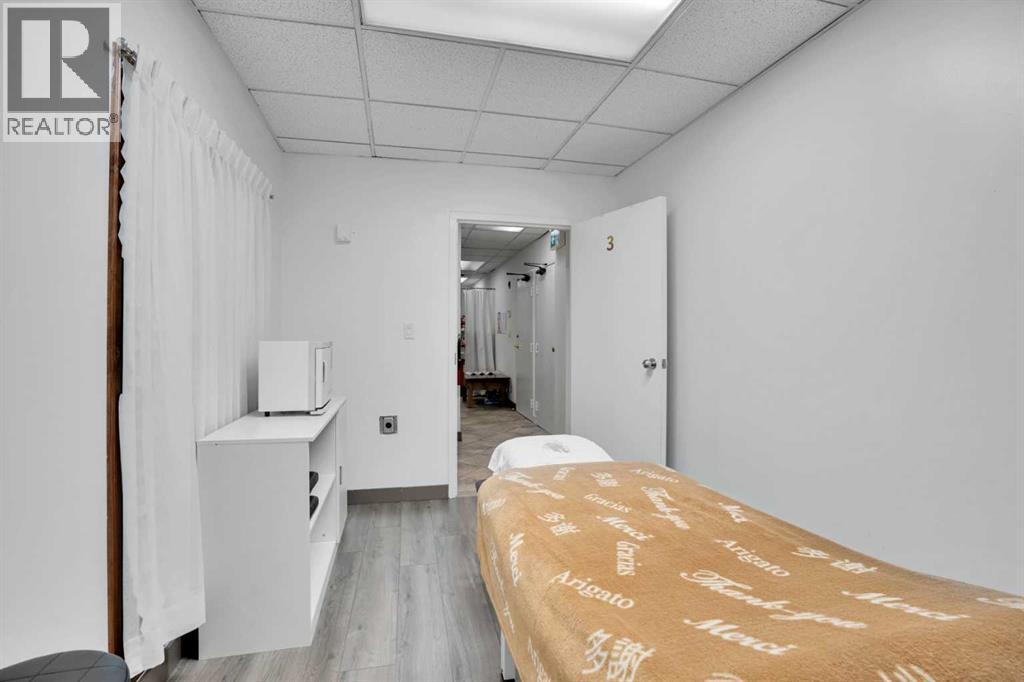1330 12 Avenue Sw Property Photo 21