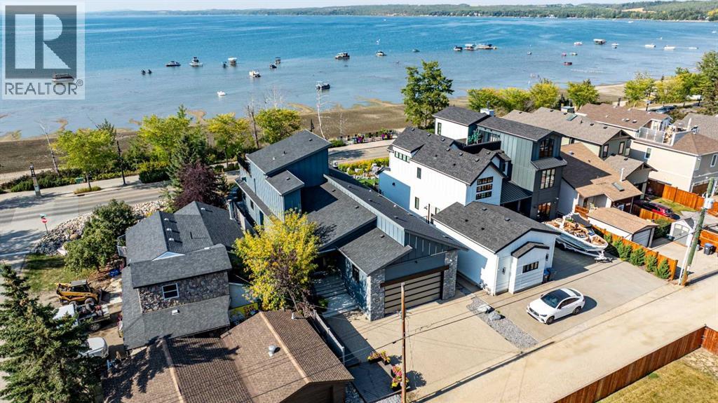 3417 Lakeshore Drive