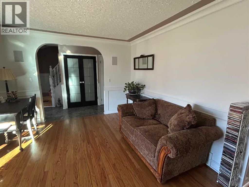 65 Pamely Avenue Property Photo 6