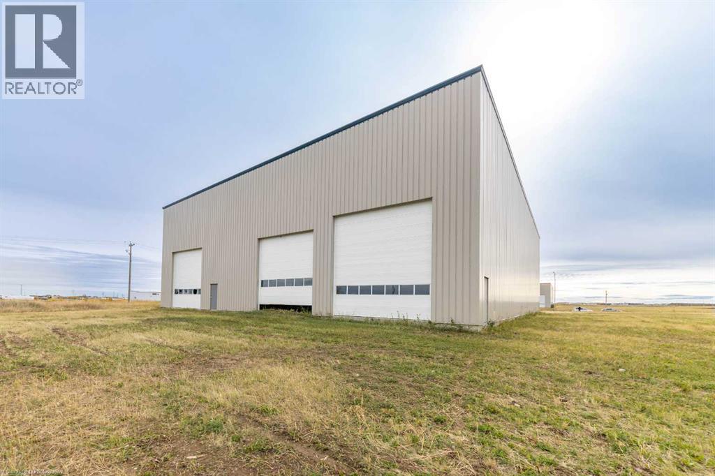 6710 66 Street Property Photo 15