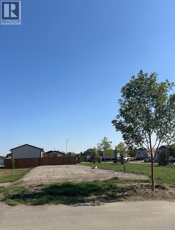 2040 Sunflower Crescent Property Photo 1
