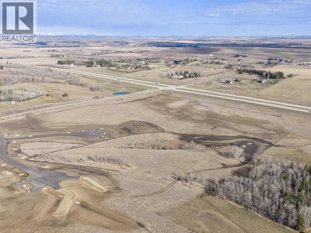 168090 Lunar Springs Crescent W Property Photo 15
