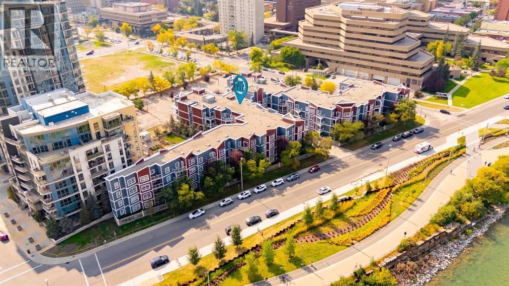 343, 333 RIVERFRONT Avenue SE Property Photo 1