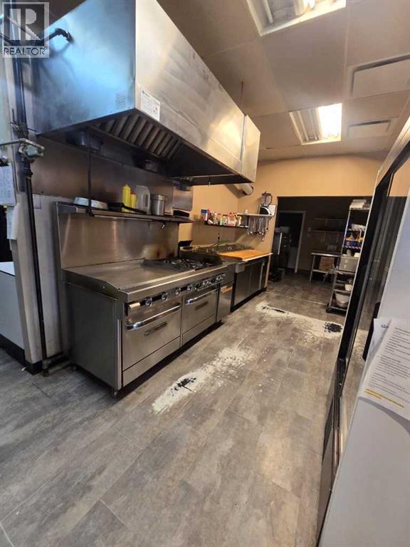 16 White Avenue Property Photo 6