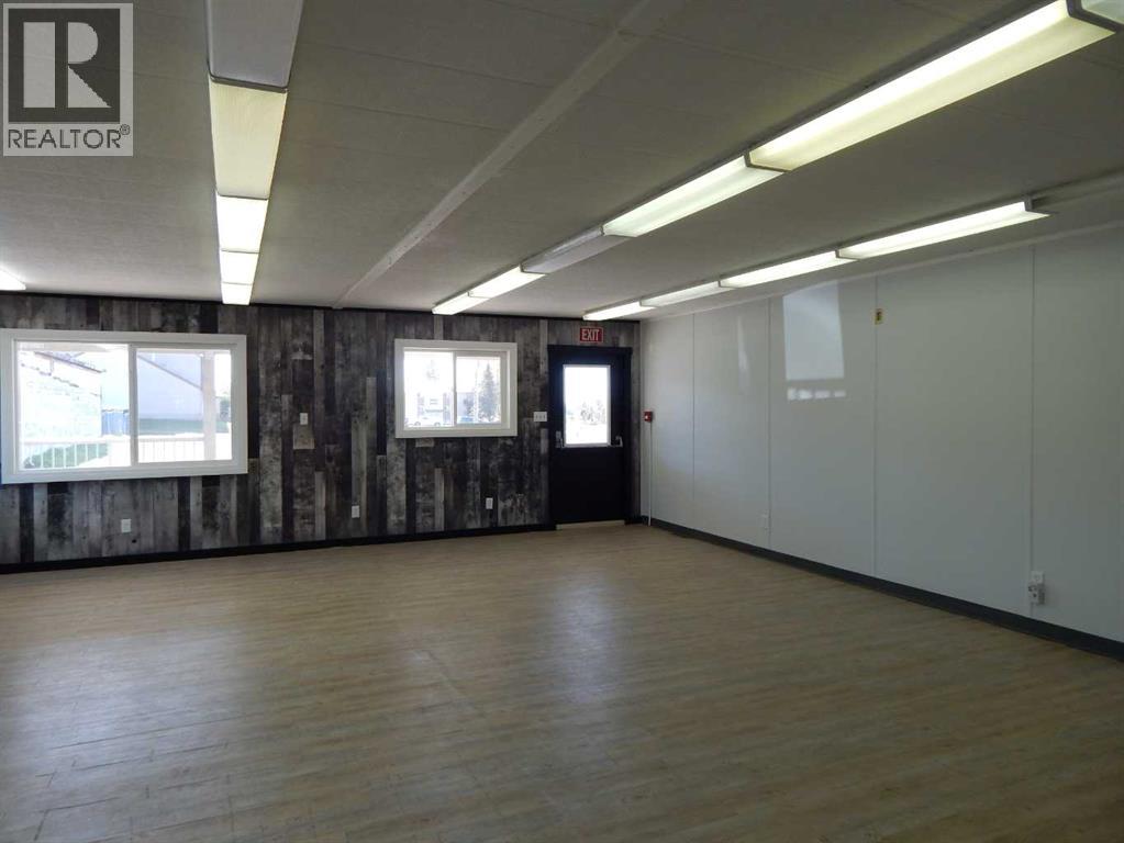 2012 20 Avenue Property Photo 2