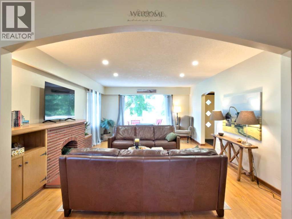 42082 Range Road 274 Property Photo 42