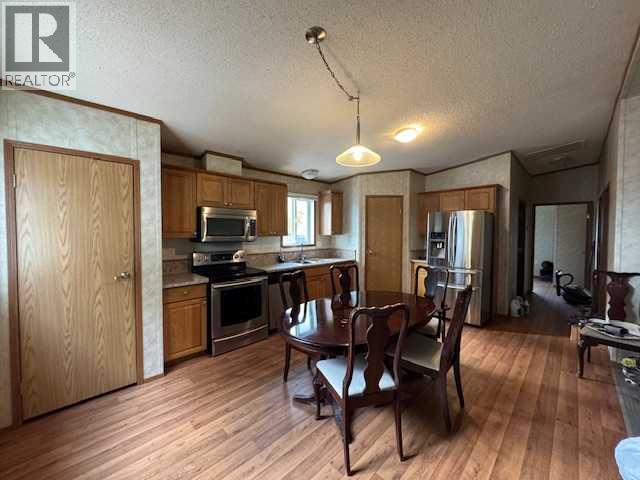 6620 5 Avenue Property Photo 3