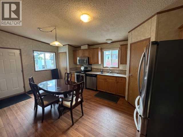 6620 5 Avenue Property Photo 4