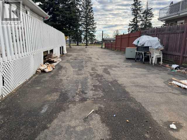 6620 5 Avenue Property Photo 13