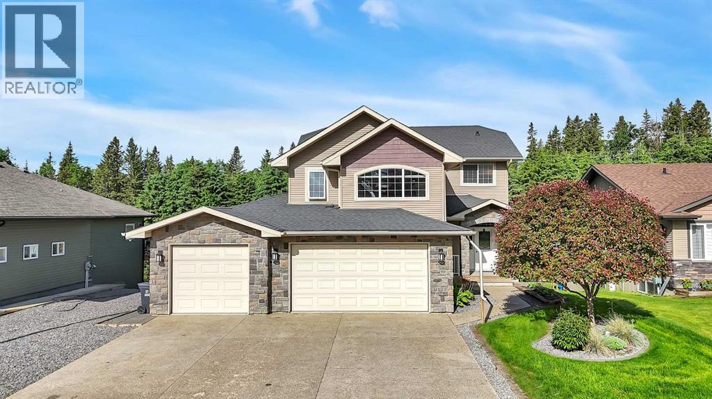 7206 61 Street Property Photo 1