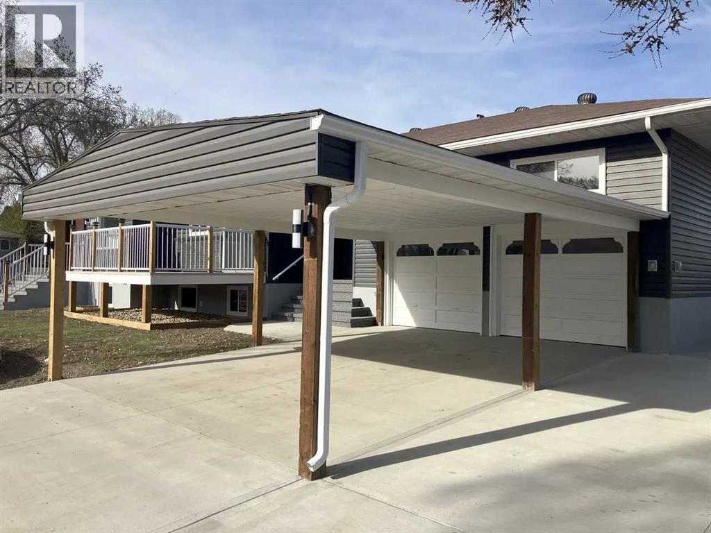 404 8 Street Sw Property Photo 4