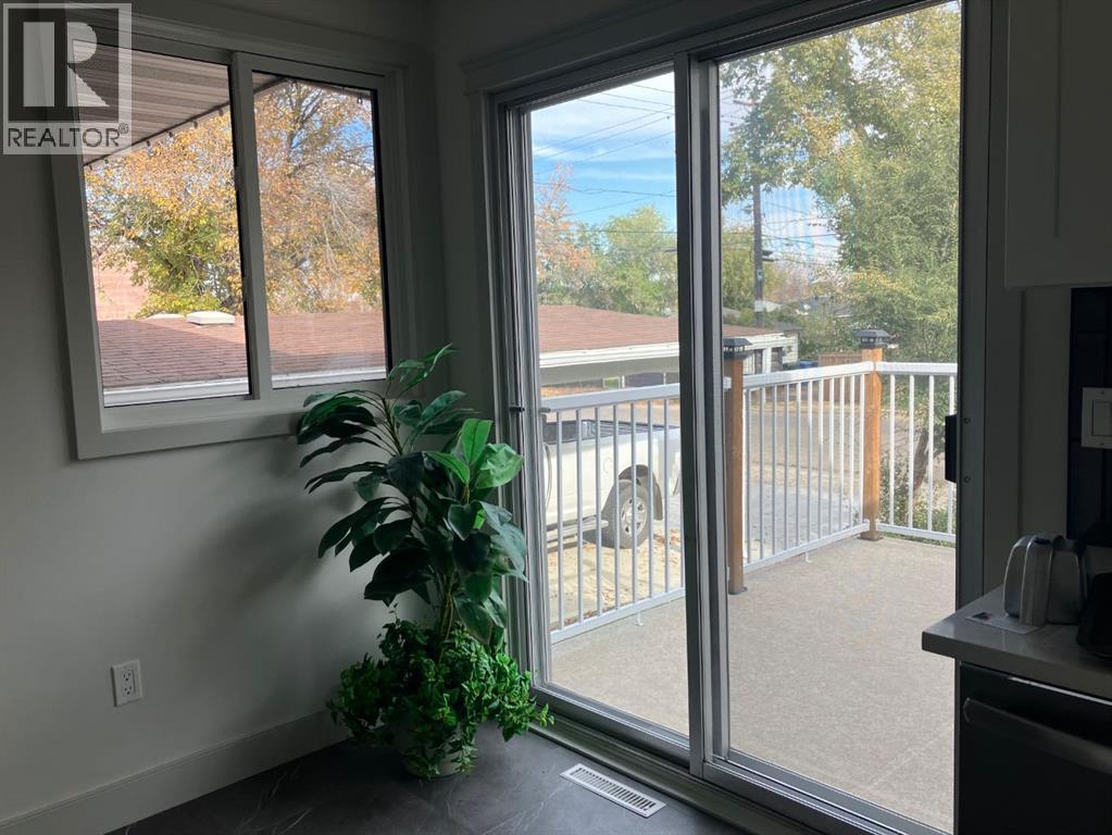 404 8 Street Sw Property Photo 11