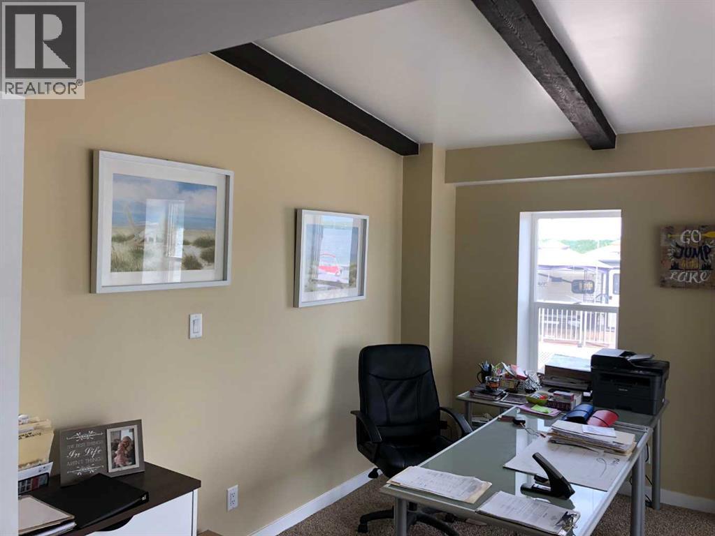 A2264380 Property Photo 17