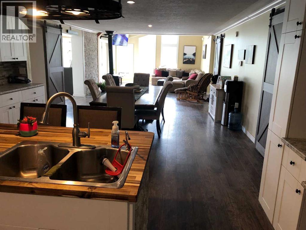 A2264380 Property Photo 20