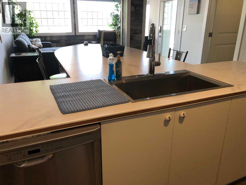 A2264380 Property Photo 39