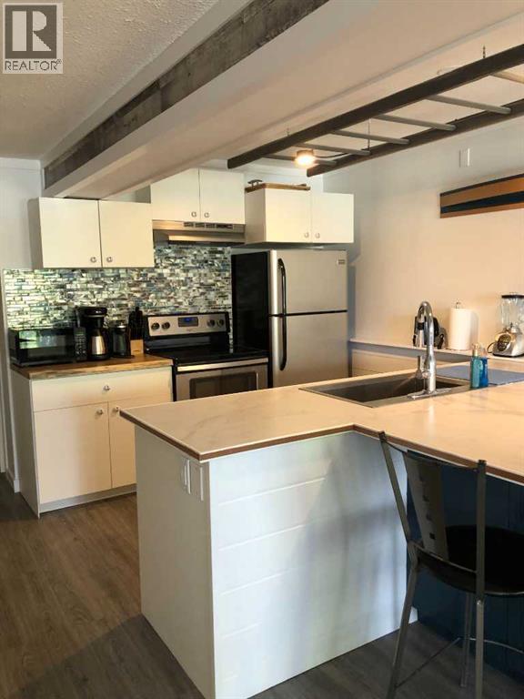 A2264380 Property Photo 44