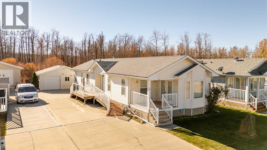 11 Baywood Link Property Photo 1