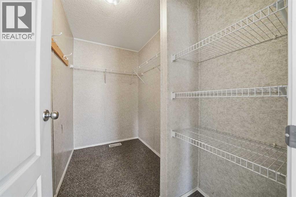 11 Baywood Link Property Photo 18