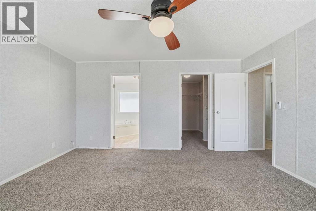 11 Baywood Link Property Photo 19