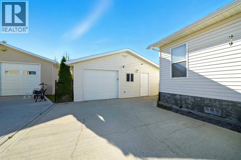 11 Baywood Link Property Photo 25