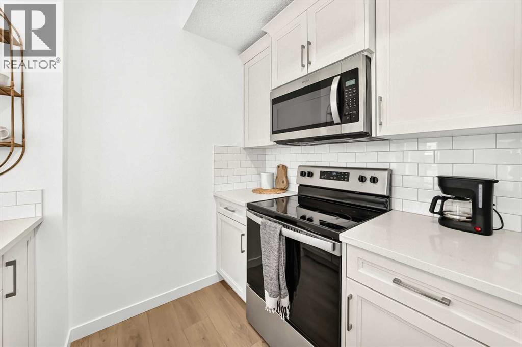 250 Fireside View Property Photo 5