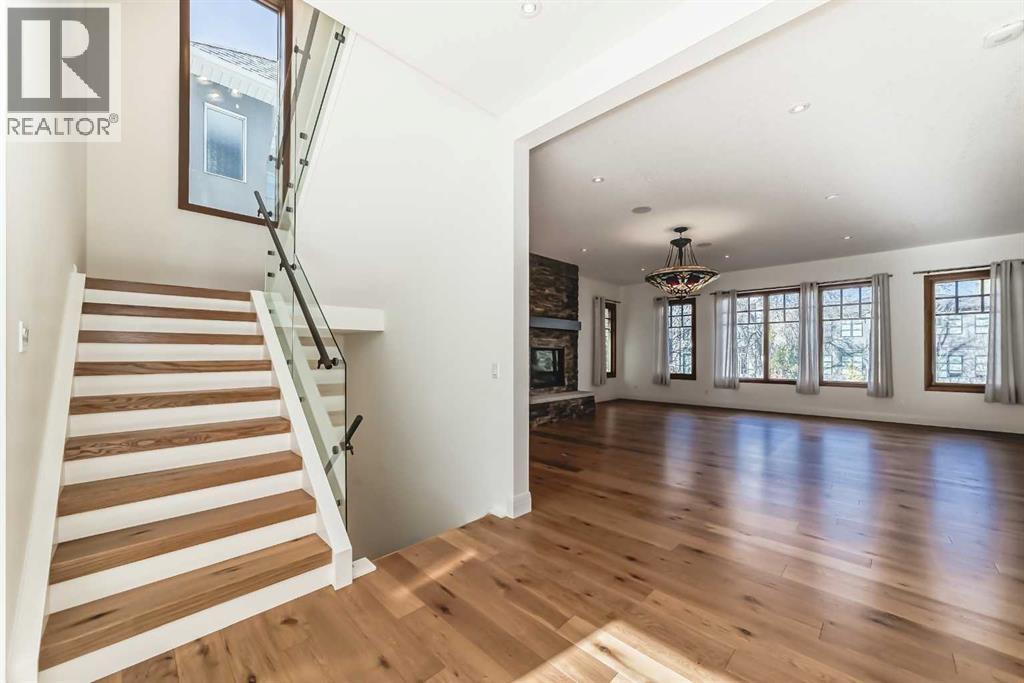 2323 3 Avenue Property Photo 15