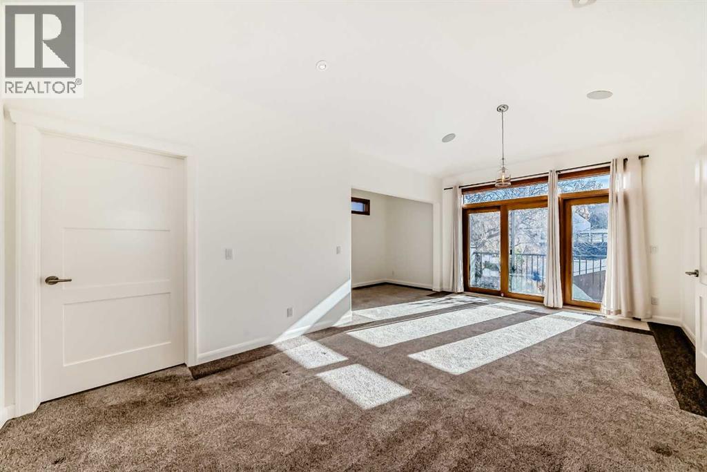 2323 3 Avenue Property Photo 20