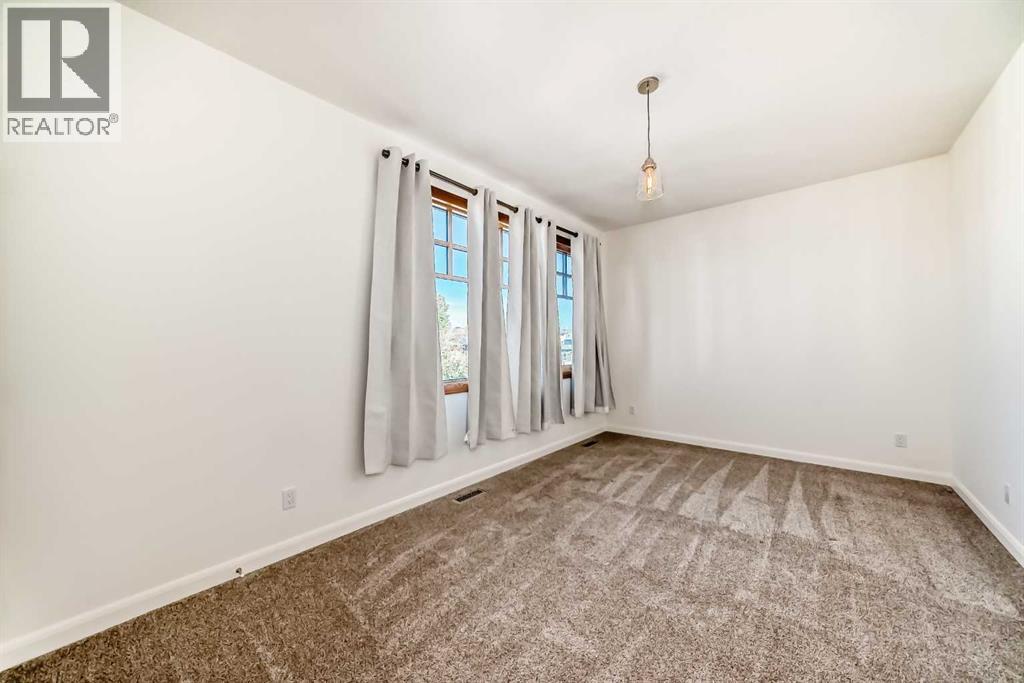 2323 3 Avenue Property Photo 28