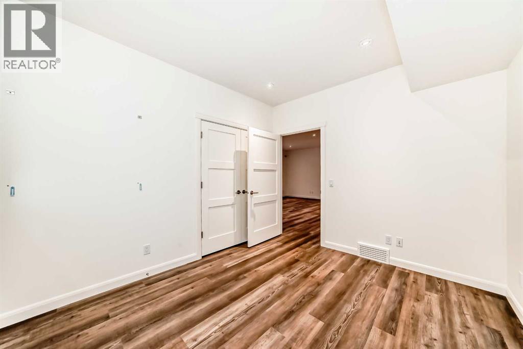 2323 3 Avenue Property Photo 42