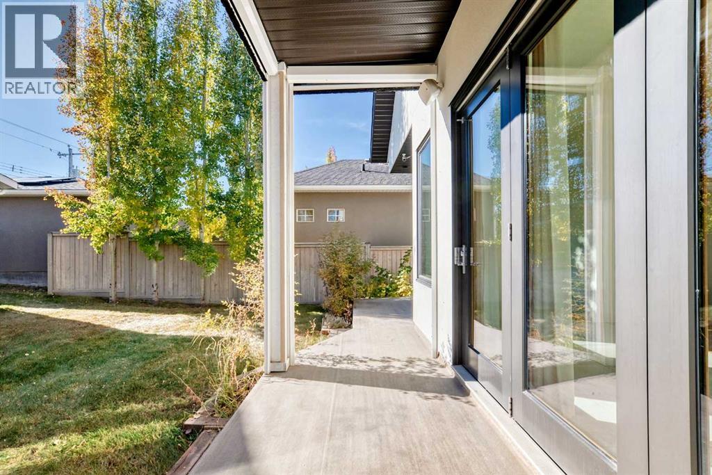 2323 3 Avenue Property Photo 47