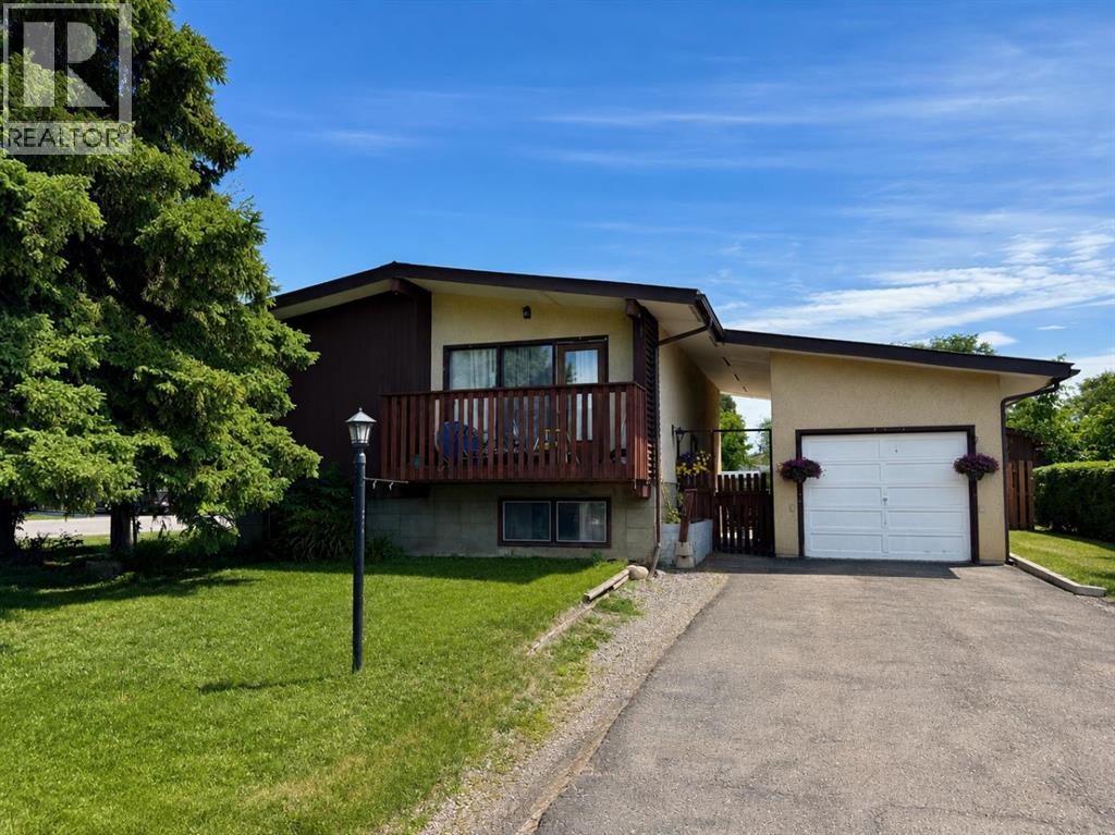10417 117 Street Property Photo 1