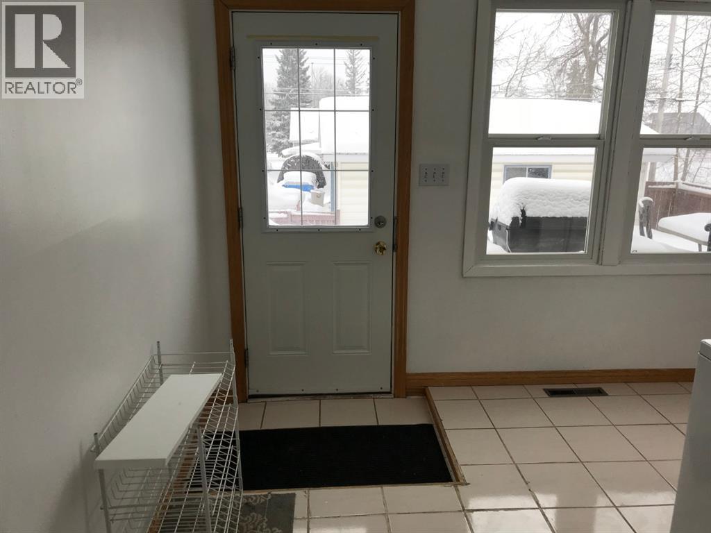 4725 5 Ave Property Photo 21