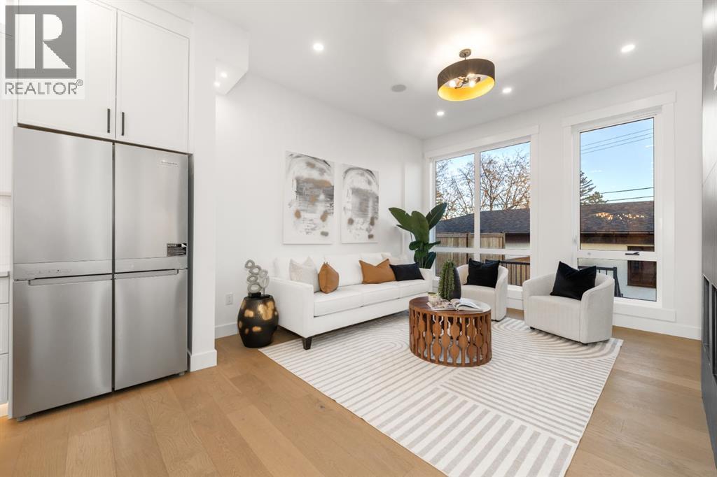 1444 43 Street Property Photo 11