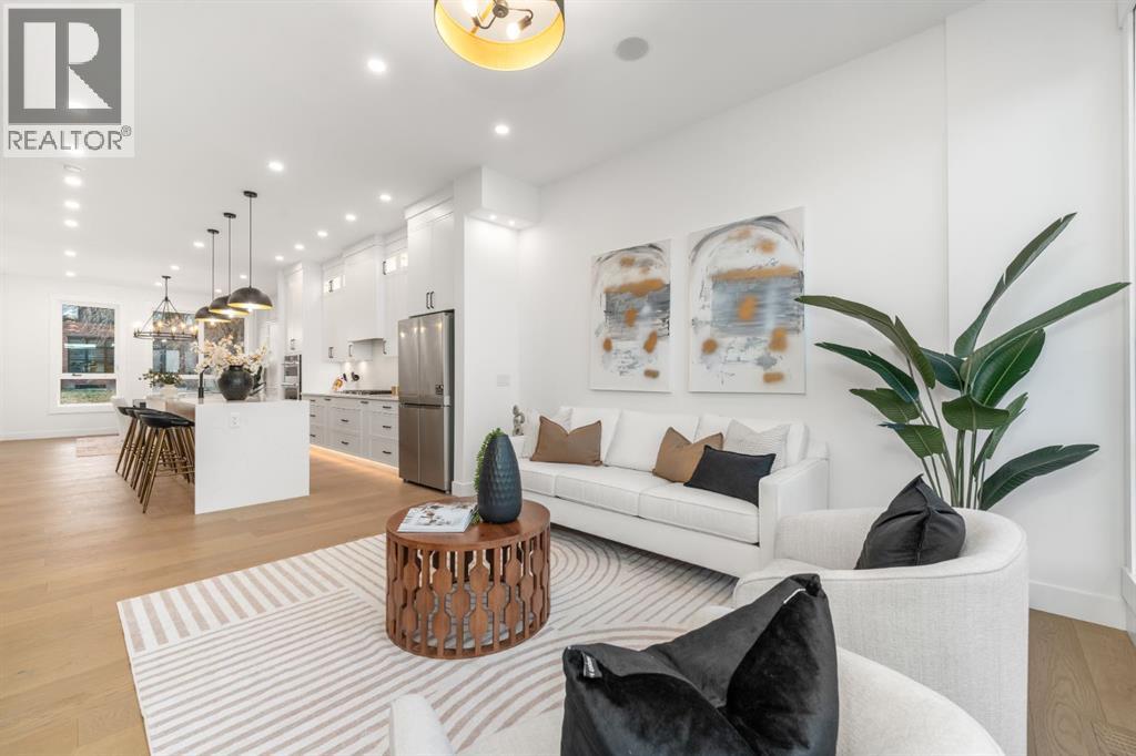 1444 43 Street Property Photo 13