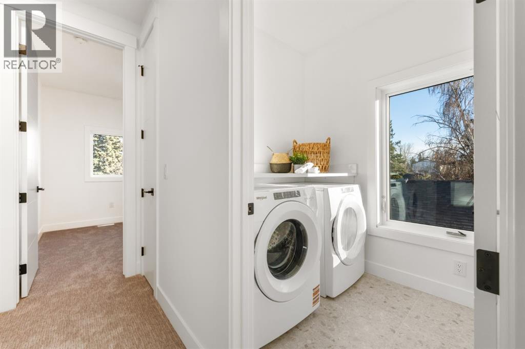 1444 43 Street Property Photo 24