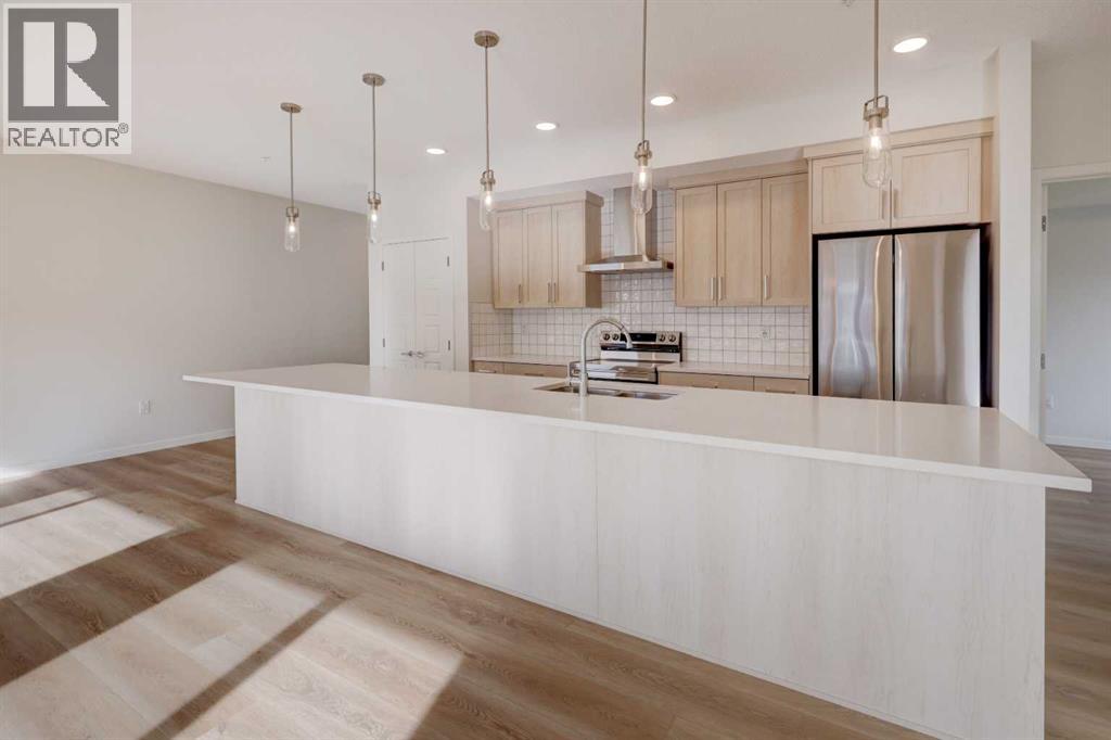 550 Belmont Street Property Photo 4