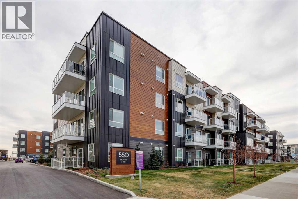 550 Belmont Street Property Photo 5